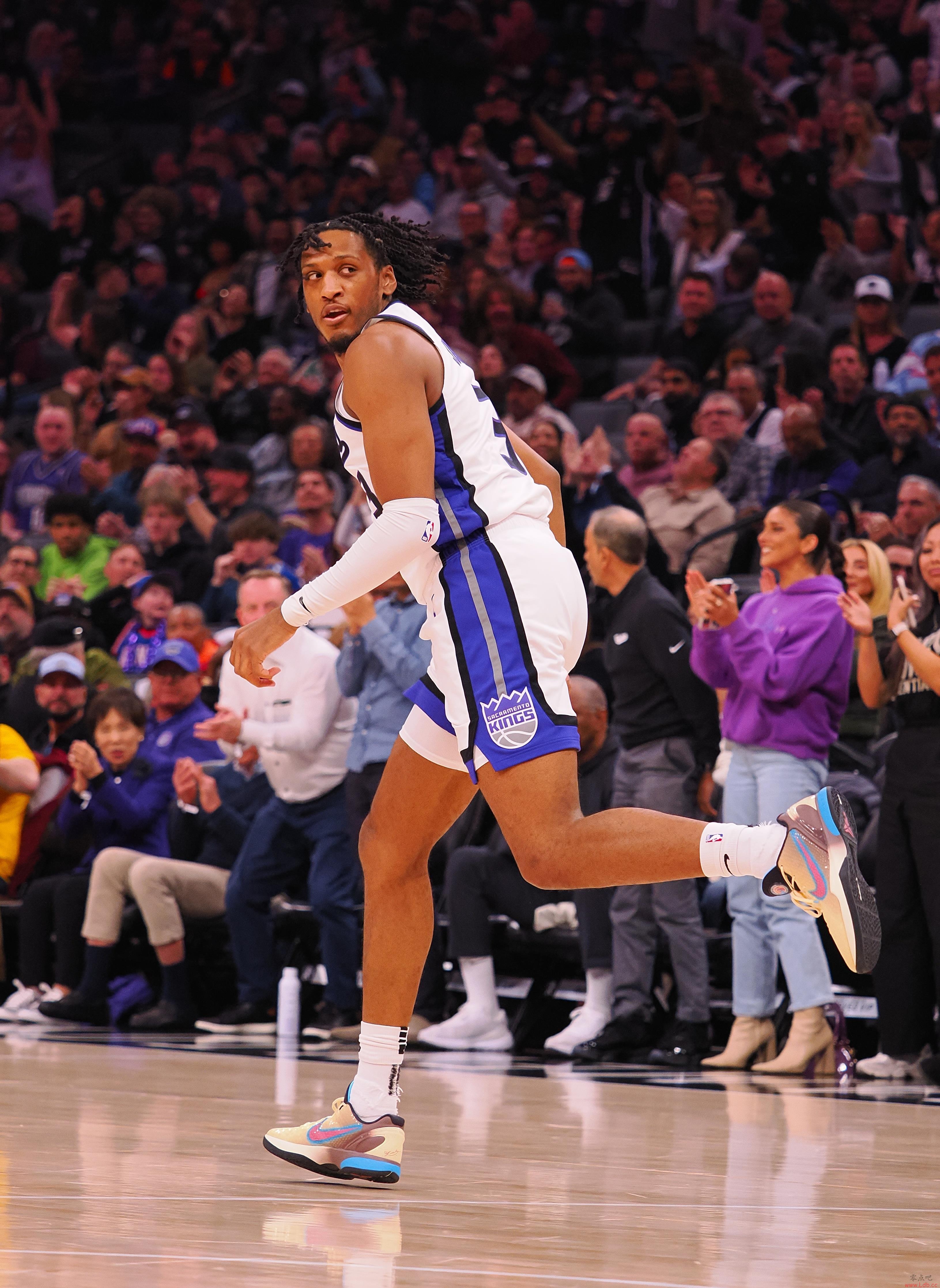Shams˫Ա-˹ǩ׼NBAͬ